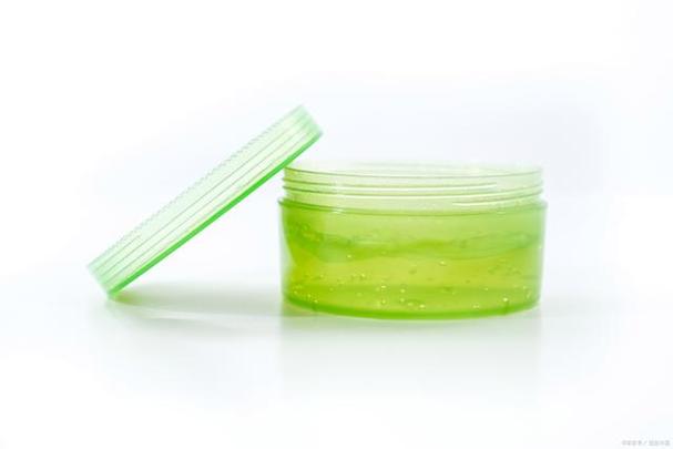 中的透明胶状物质被广泛地用于制作美容护肤,医药保健和食品等产品